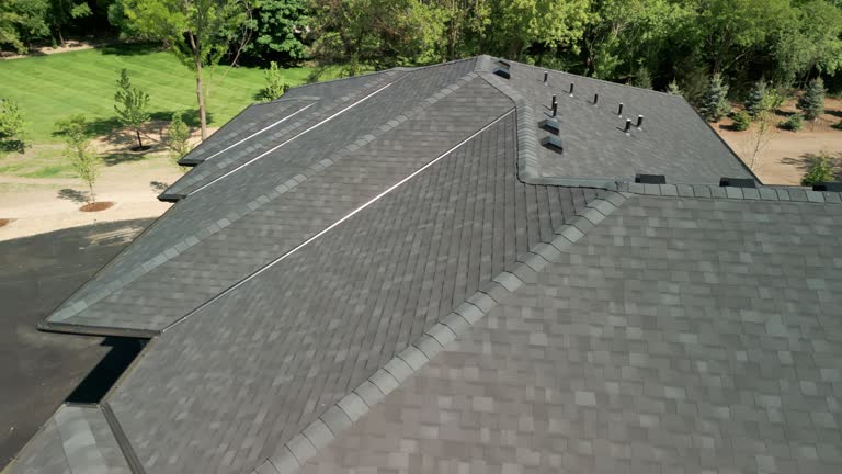 Fast & Reliable Emergency Roof Repairs in Naples, TX